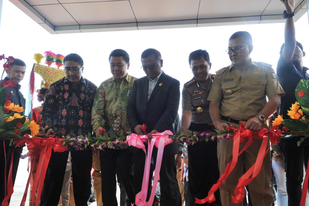 Wagub Resmikan Mitsubishi Fuso Truck dan Bus Autorized Dealer Sulawesi Berlian Motor