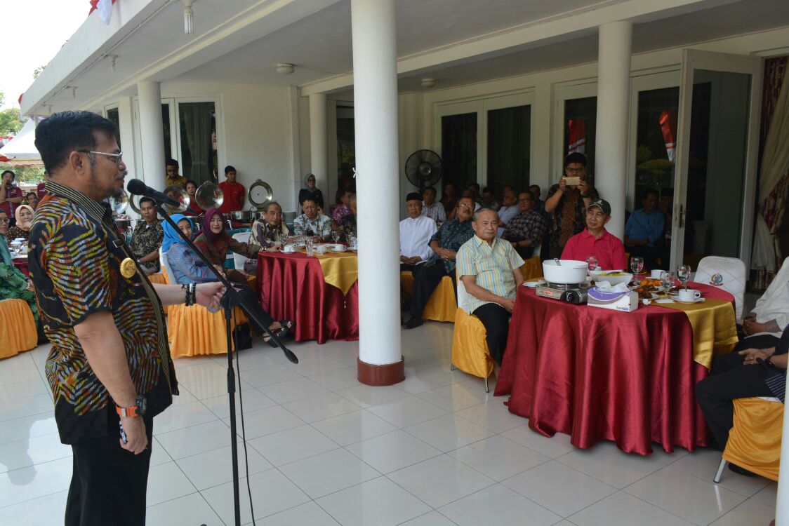 Gubernur Silaturrahmi dengan Mantan Pejabat Pemprov