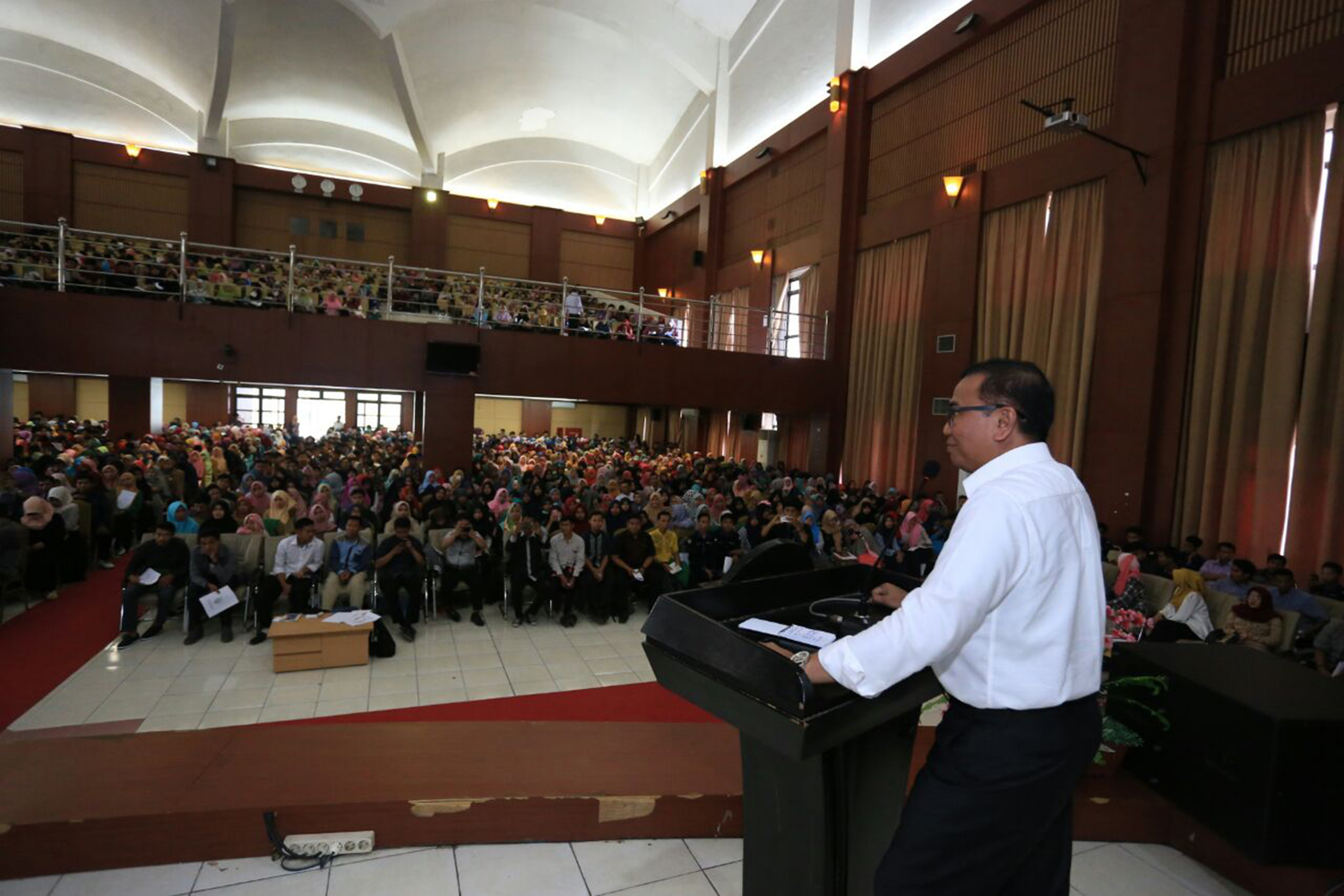 Wagub Buka Pembekalan KKN Mahasiswa UIN Alauddin Makassar