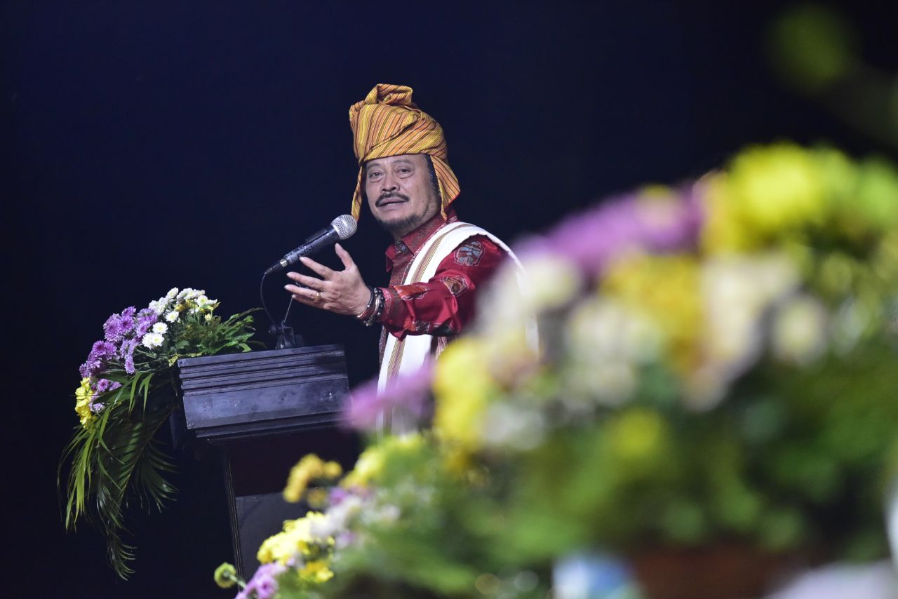Syahrul Hadiri Natal Sangmaneta di Tator