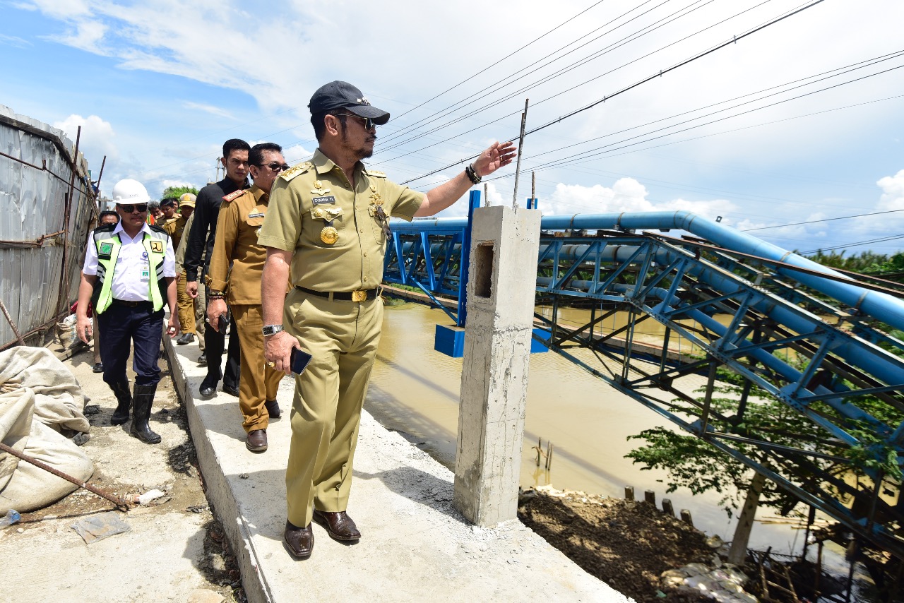 Syahrul Meninjau Progress Pembangunan Jembatan Tello