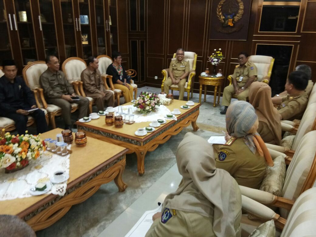 Soni Sumarsoni Berikan Solusi Terkait Pernikahan Dini di Bantaeng