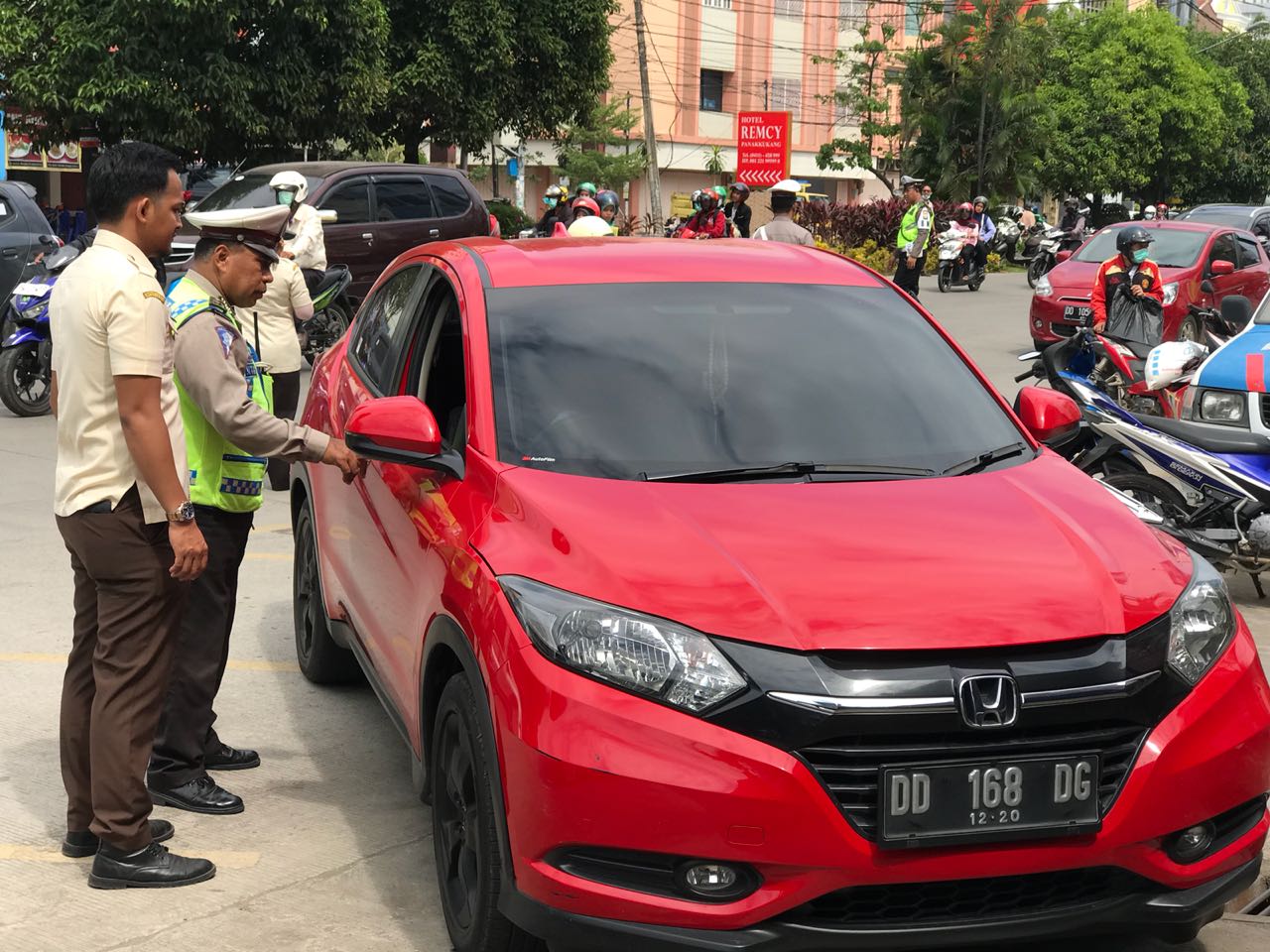Samsat Makassar II Tahan 58 Kendaraan Tak Bayar Pajak