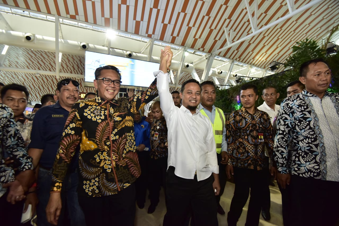 Rumah Jabatan Banjir Karangan Bunga Ucapan Selamat 