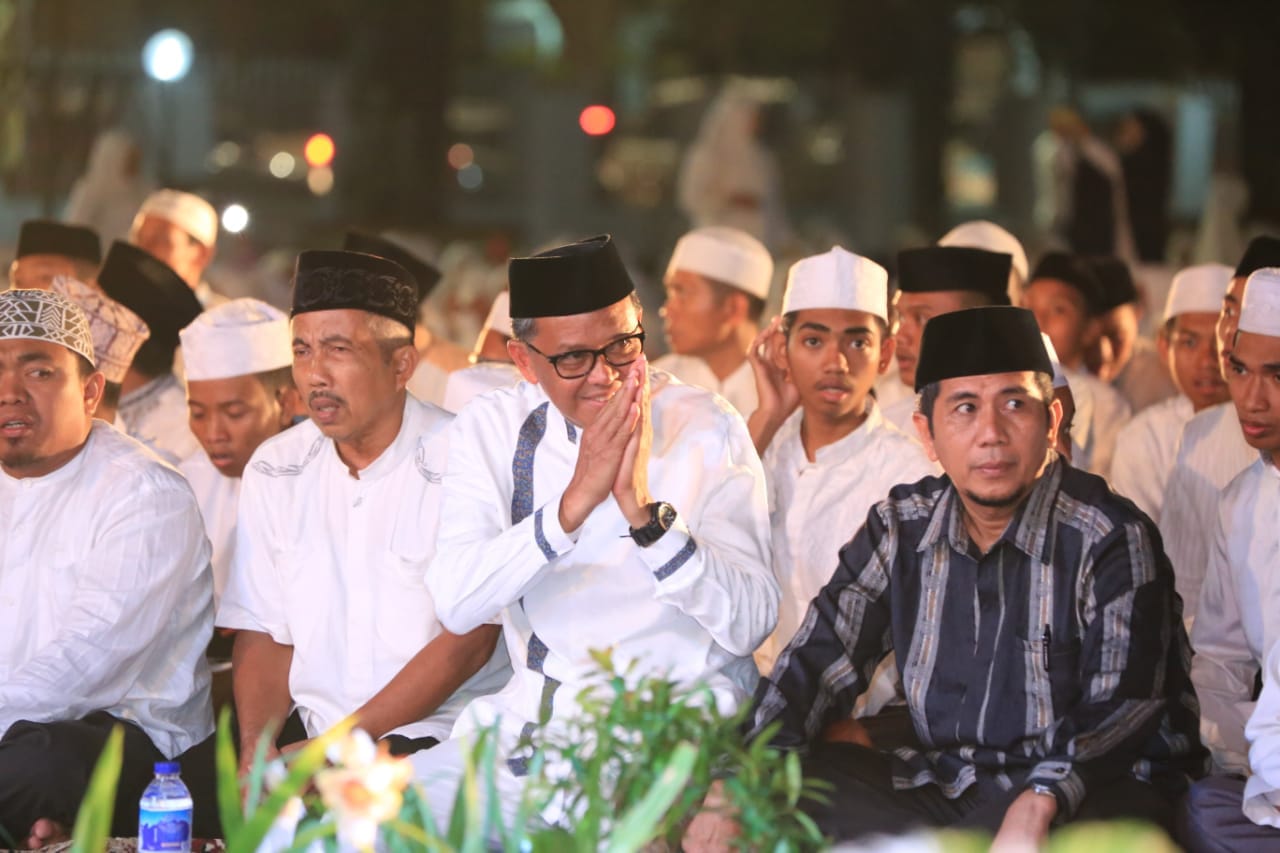 Sulsel Berdzikir Sambut HUT Ke-349 Sulawesi Selatan