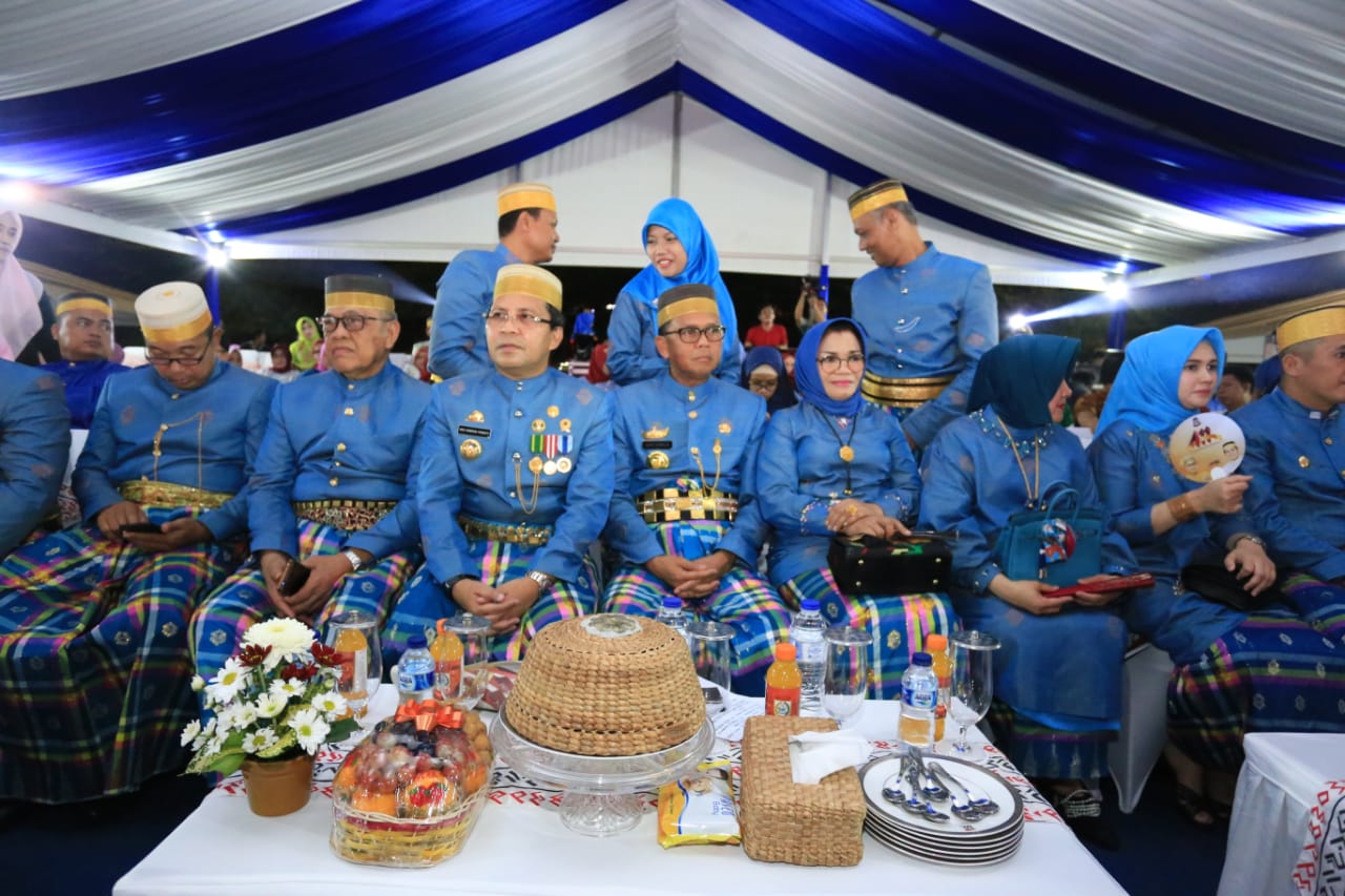 Nurdin Abdullah dan Istri Hadiri Malam Syukuran HUT Ke-411 Kota Makassar