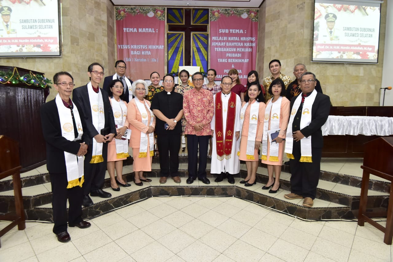 Gubernur : Hikmat Natal, Tingkatkan Kualitas Pelayanan