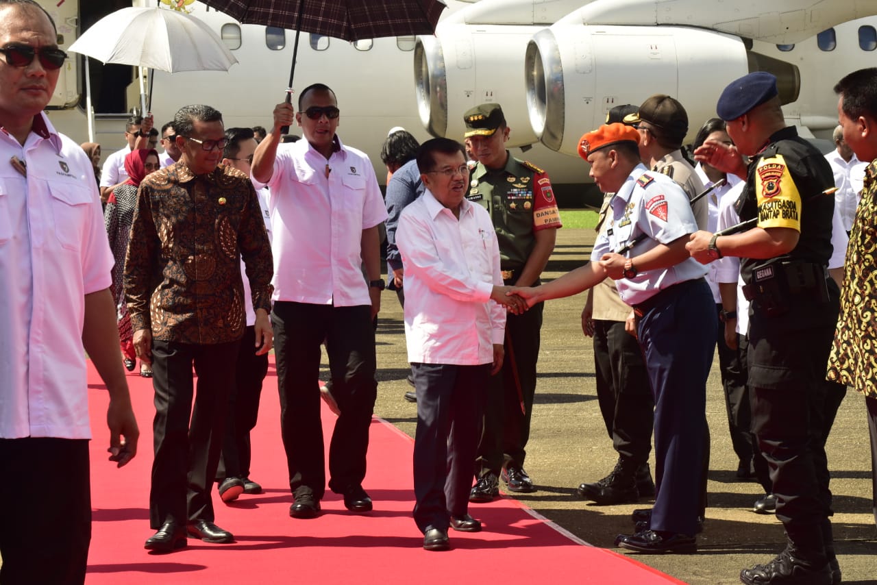 Wapres JK Hadiri Pelantikan Pengurus PMI Tiga Provinsi