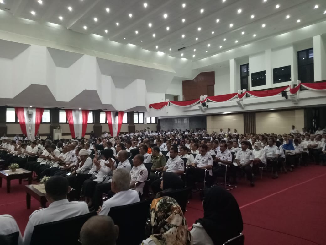 Gubernur Briefing Pejabat lingkup Pemprov Sulsel Sambut Hari Raya Idul Fitri