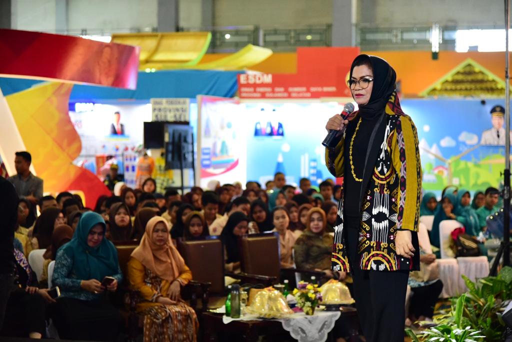 Lies Nurdin Paparkan Bahaya Limbah Plastik bagi Lingkungan pada Event Sulsel Expo 2019