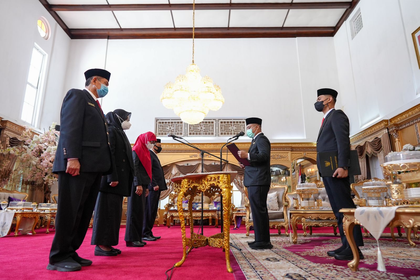 Lantik 4 Pejabat Fungsional Ahli Utama, Gubernur Sulsel : Jaga Integritas dan Amanah