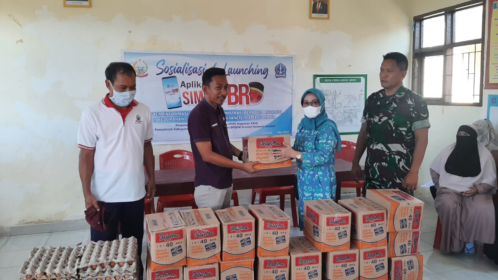 Cabang Dinas Kelautan Bosowasi DKP Sulsel Salurkan Bantuan untuk Korban Angin Puting Beliung di Bone