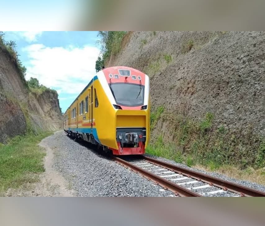 Penlok Rel KA Diserahkan, Tanggung Jawab Pemprov Rampung