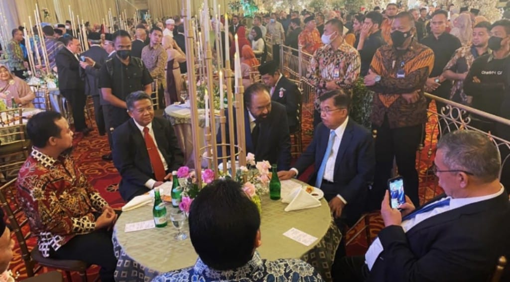 Hadiri Pernikan Anak Salim Segaf, Andi Sudirman Berbincang Bersama Mantan Presiden dan Wapres