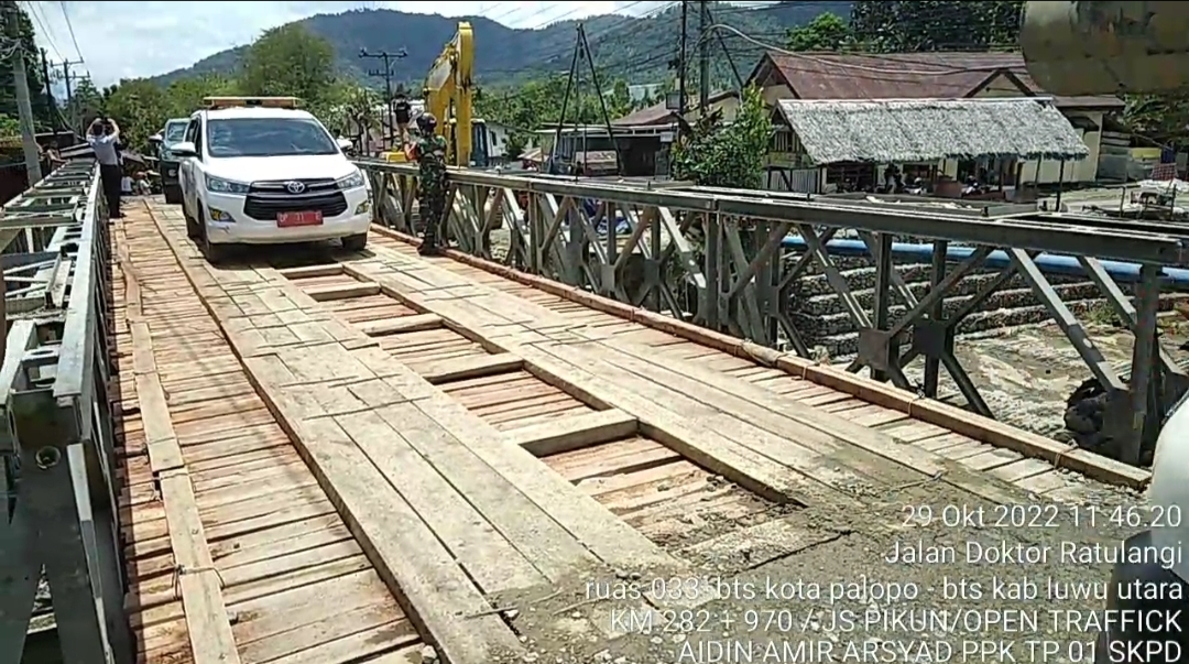 Dibangun Jembatan Darurat Rangka Bailey, Gubernur Andi Sudirman : Alhamdulillah, Open Traffic Jembatan Rampoang