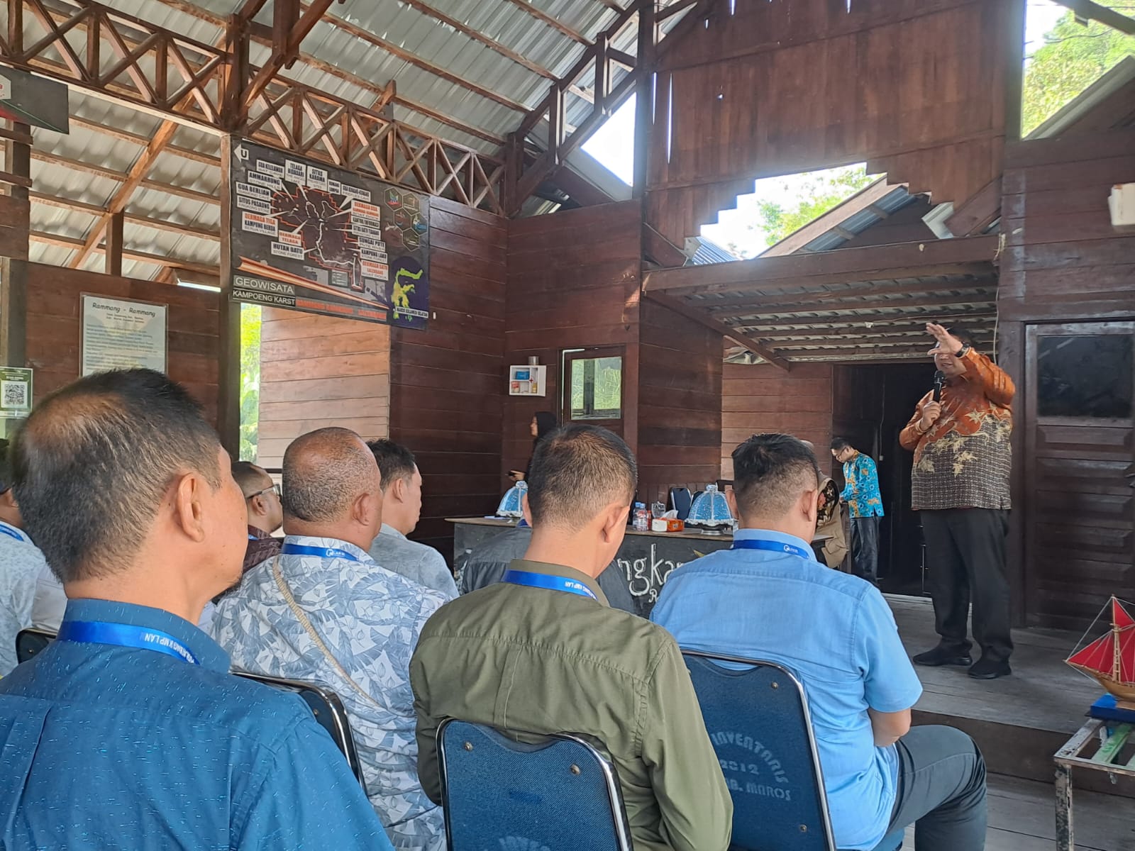 60 Kepala OPD dari Berbagai Daerah di Indonesia Berkunjung ke Rammang-rammang