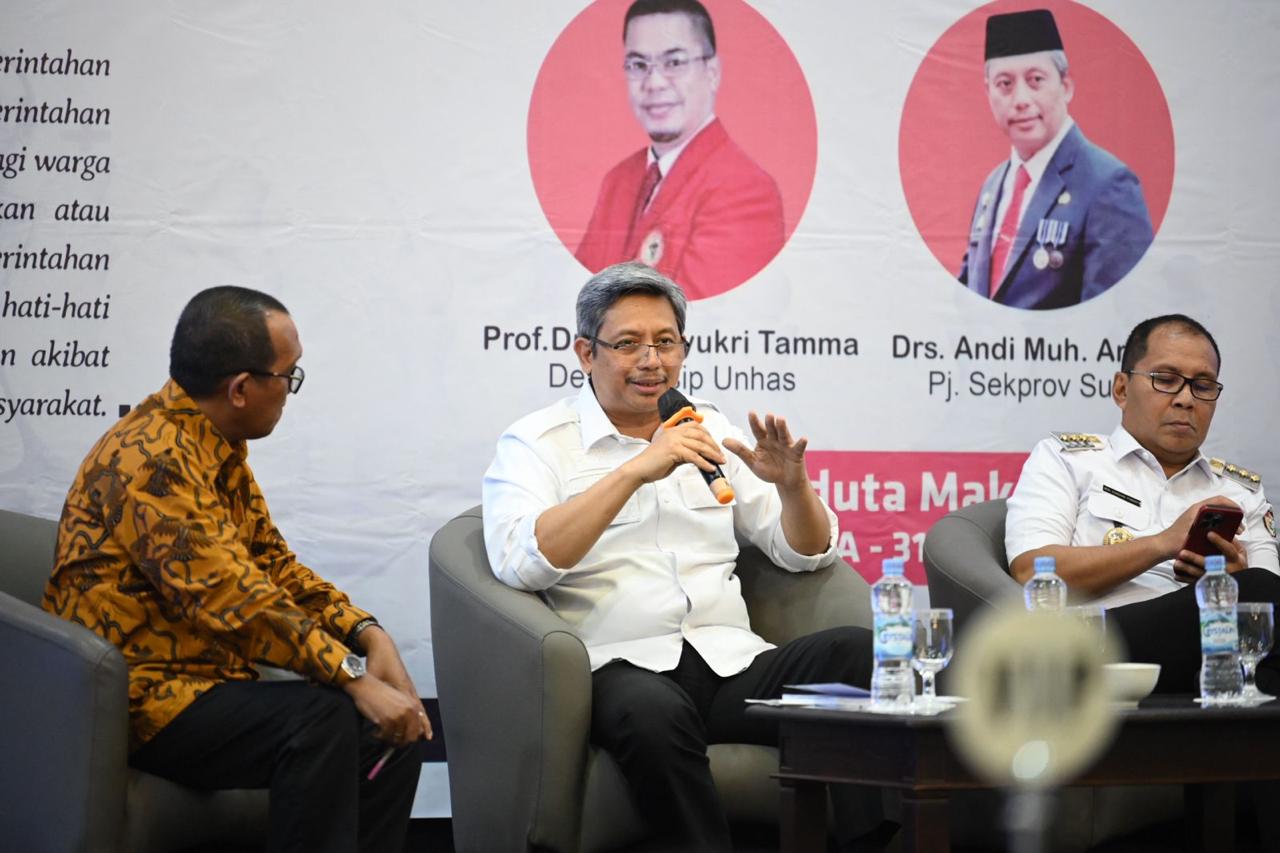 Pj Sekda Sulsel Hadiri Launching dan Bedah Buku Kepemimpinan Pemerintahan Karya Prof Aminuddin Ilmar