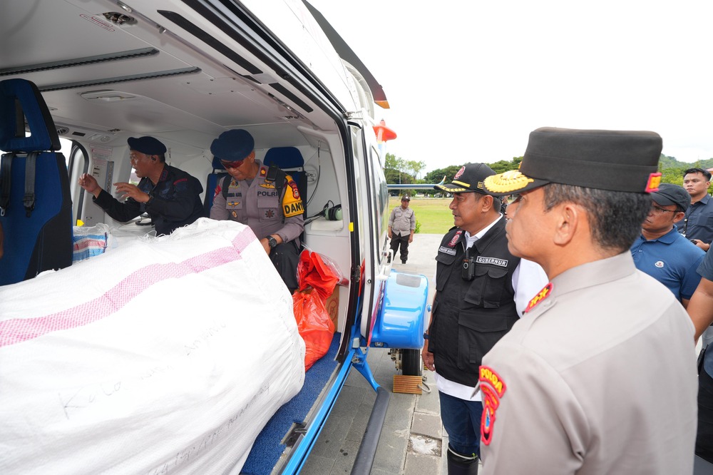 Koordinasi dengan Polda Sulsel, Pj Gubernur Bahtiar Kirim Bantuan ke Latimojong Luwu Gunakan Helikopter