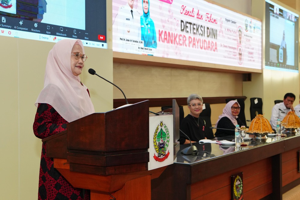 Ninuk Zudan Buka Pink Talk Bahas Kenali dan Pahami Deteksi Dini Kanker Payudara
