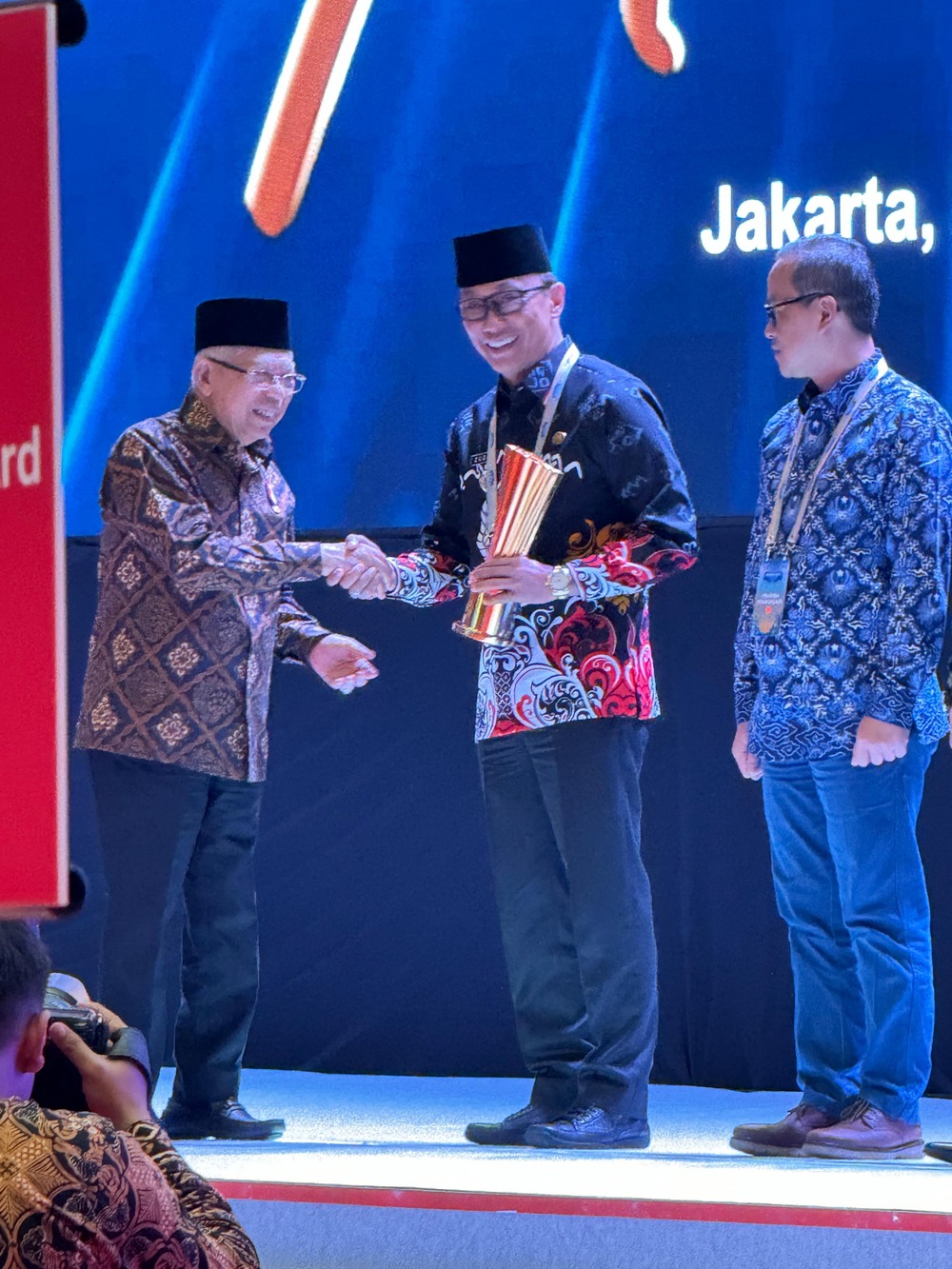 Sulsel Raih Dua Penghargaan Naker Award Tahun 2024