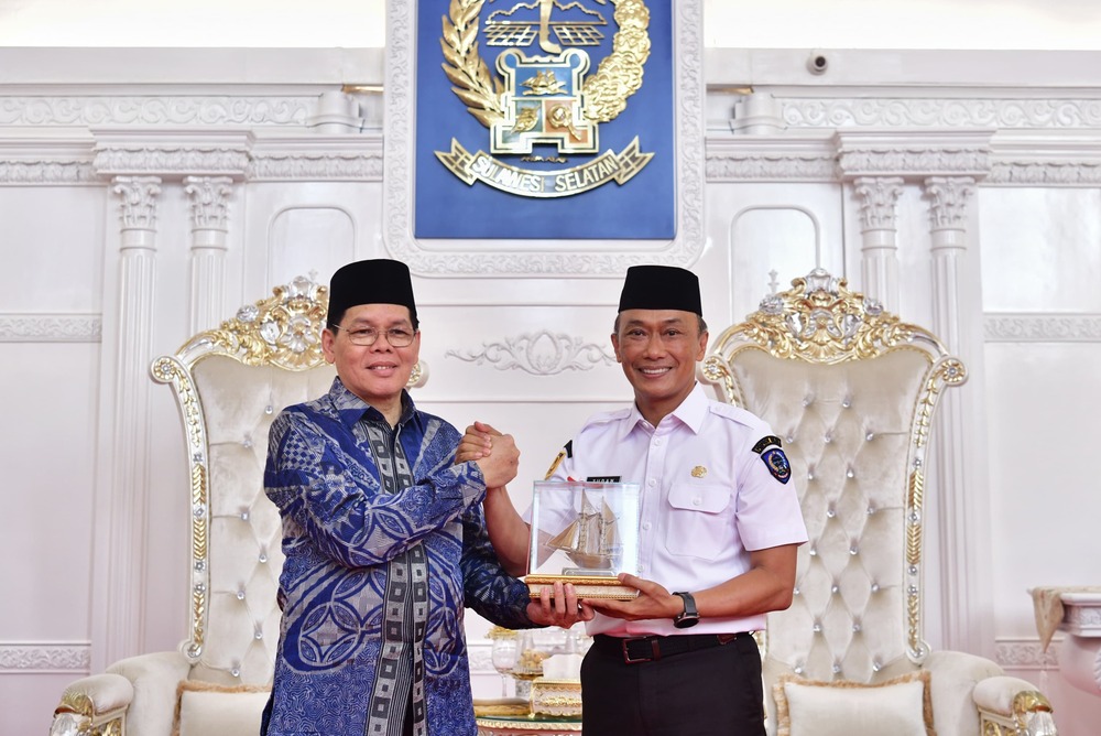 Pj Gubernur Sulsel Prof Zudan Sambut Hangat Kunjungan Sekjen MUI Pusat, Tingkatkan Sinergi Ulama dan Umara