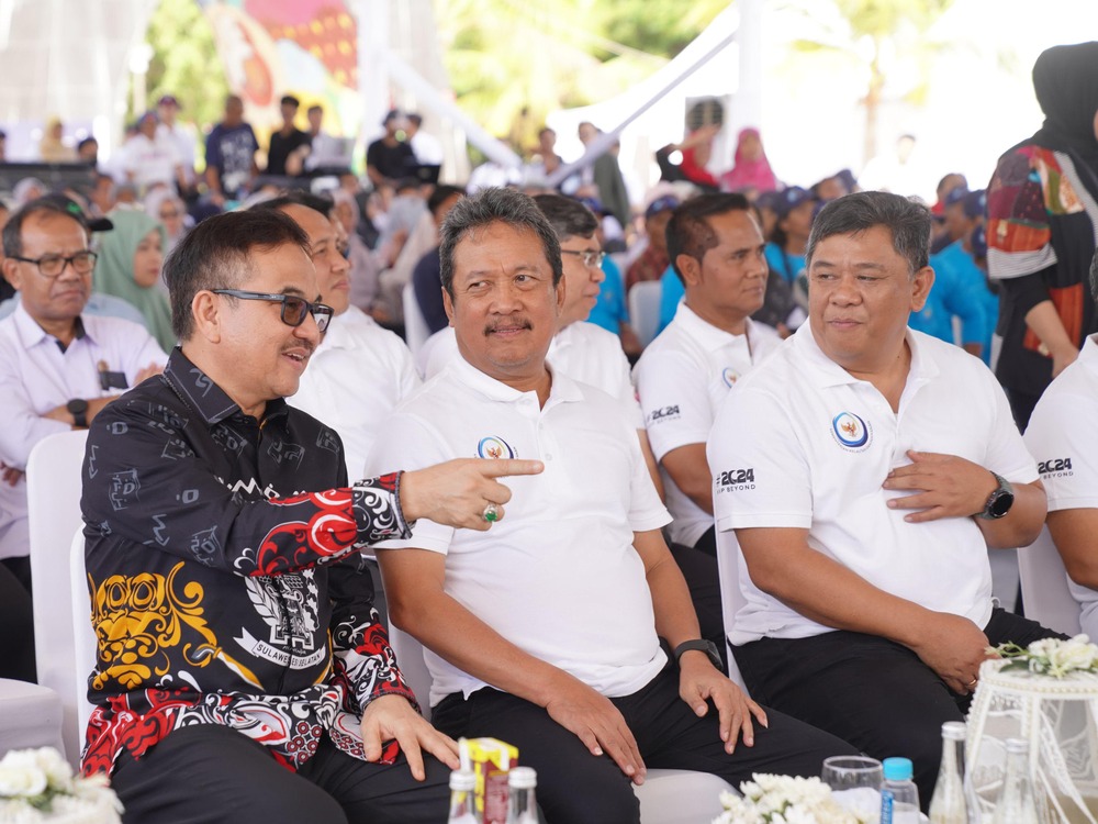 Dukung Bulan Cinta Laut, Sekda Jufri Rahman Sayangkan Banyaknya Sampah Plastik di Kawasan Pesisir