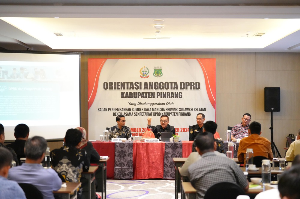 Tutup Orientasi Anggota DPRD Kabupaten Pinrang, Jufri Rahman: Bentuk Komitmen Bersama untuk Membangun Daerah