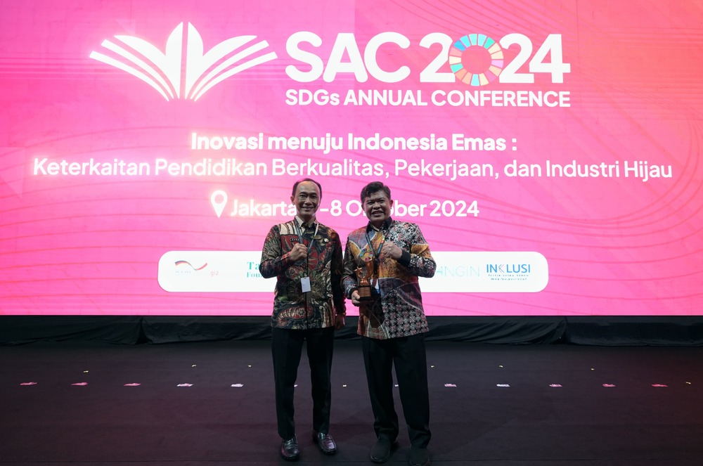 Berkat Inovasi Pasti Beraksi, Pemprov Sulsel Raih Penghargaan SDG's Action Award 2024