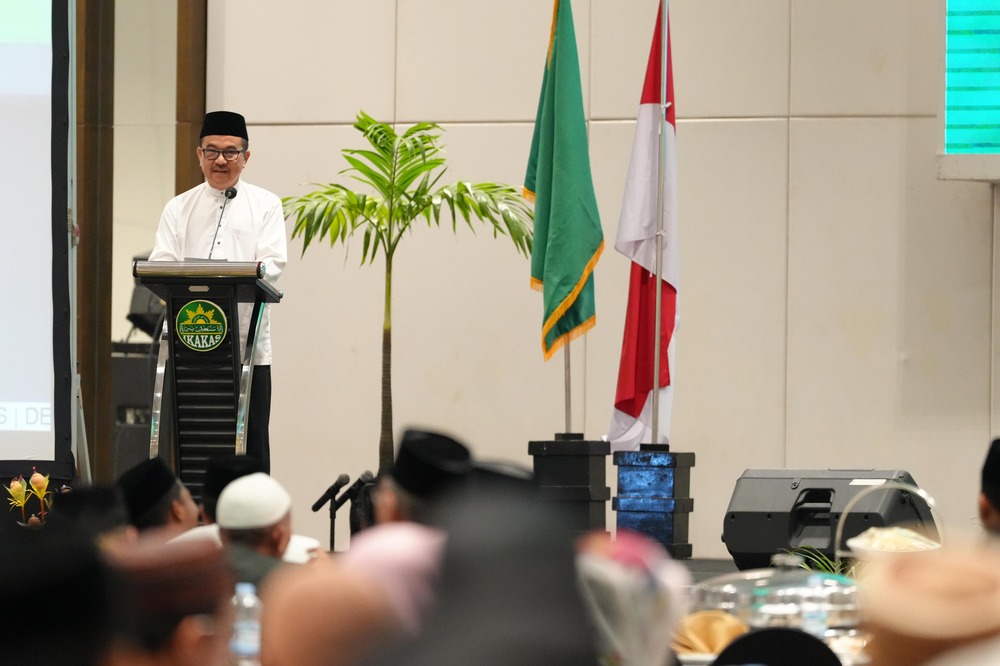 Hadiri Pelantikan dan Mukernas Ikakas, Jufri Rahman Harap Bawa Energi Baru Bagi As'adiyah