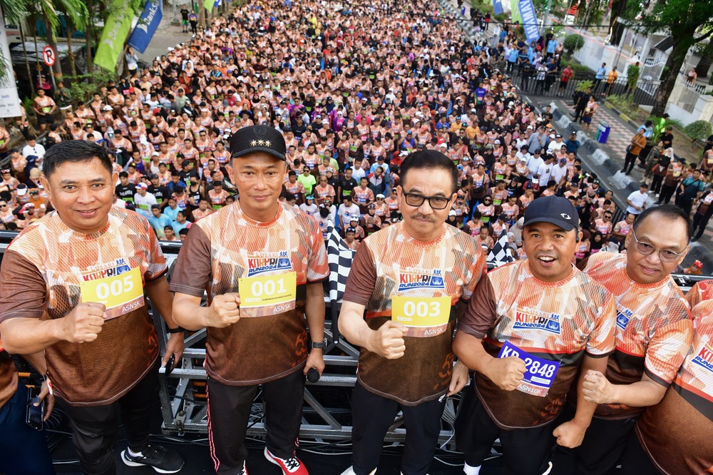 Lepas 6.400 Peserta Korpri Run, Prof Zudan Ajak Jaga Kerukunan di Sulsel