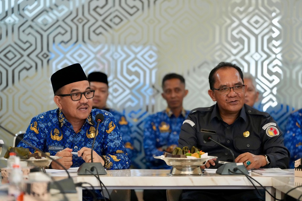 Rapat Bersama Bawaslu RI, Sekda Jufri Rahman Laporkan Sulsel Siap Gelar Pilkada Serentak