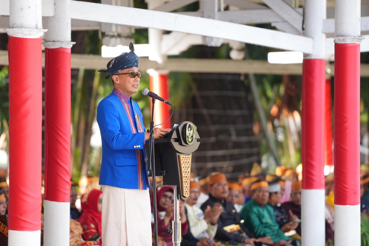 Hari Guru Nasional, Pj Gubernur Sulsel Prof Zudan Beri Hadiah Beasiswa S2 dan S3 Kepada 33 Guru