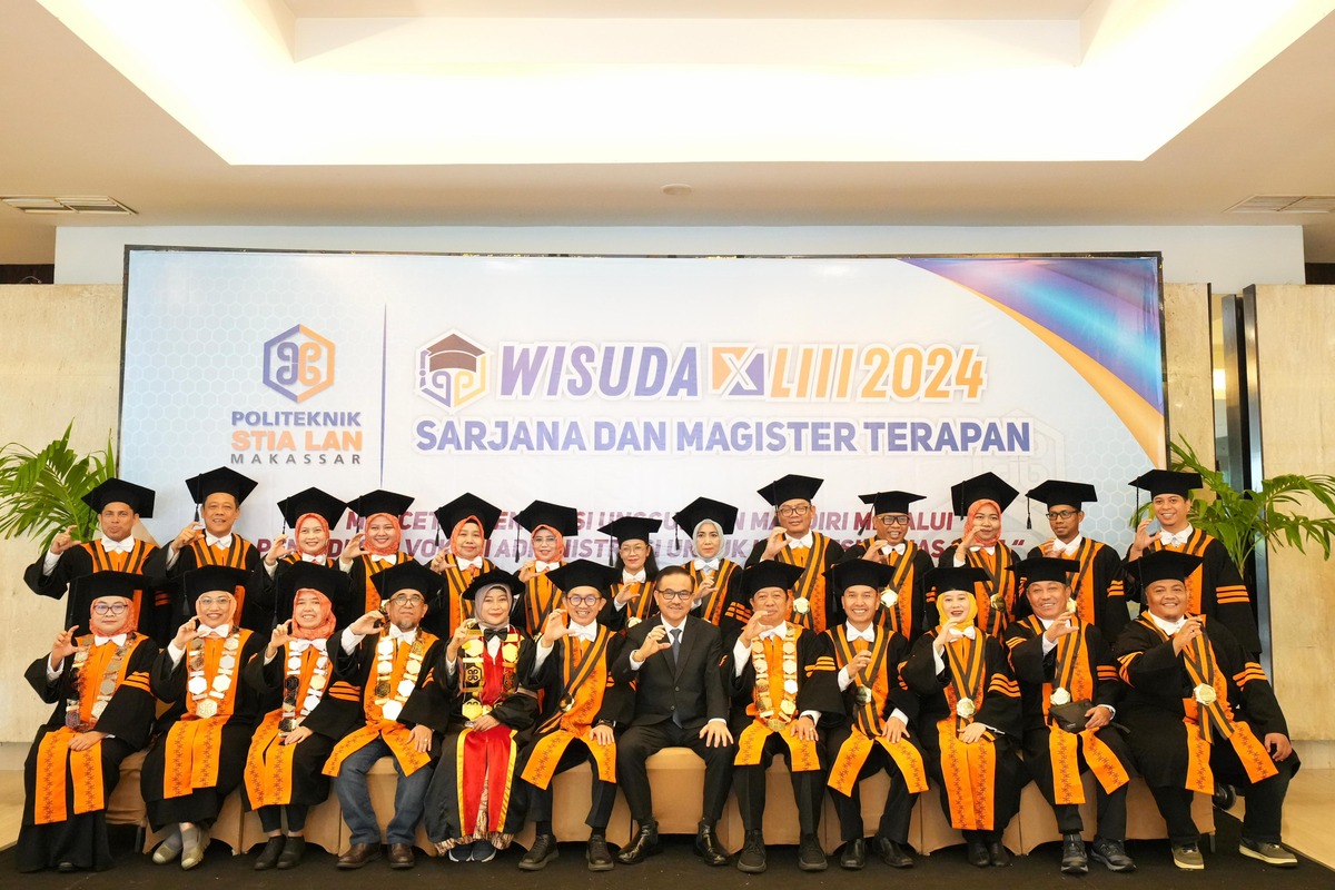 Hadiri Wisuda XLIII Politeknik STIA LAN, Jufri Rahman Minta Wisudawan Jaga Nama Baik Almamater