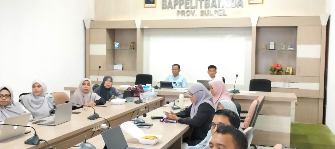 Kepala Bappelitbangda Prov. Sulsel Menghadiri Rapat Koordinasi Penanggulangan Kemiskinan Tingkat Provinsi Sulawesi Selatan TA. 2025