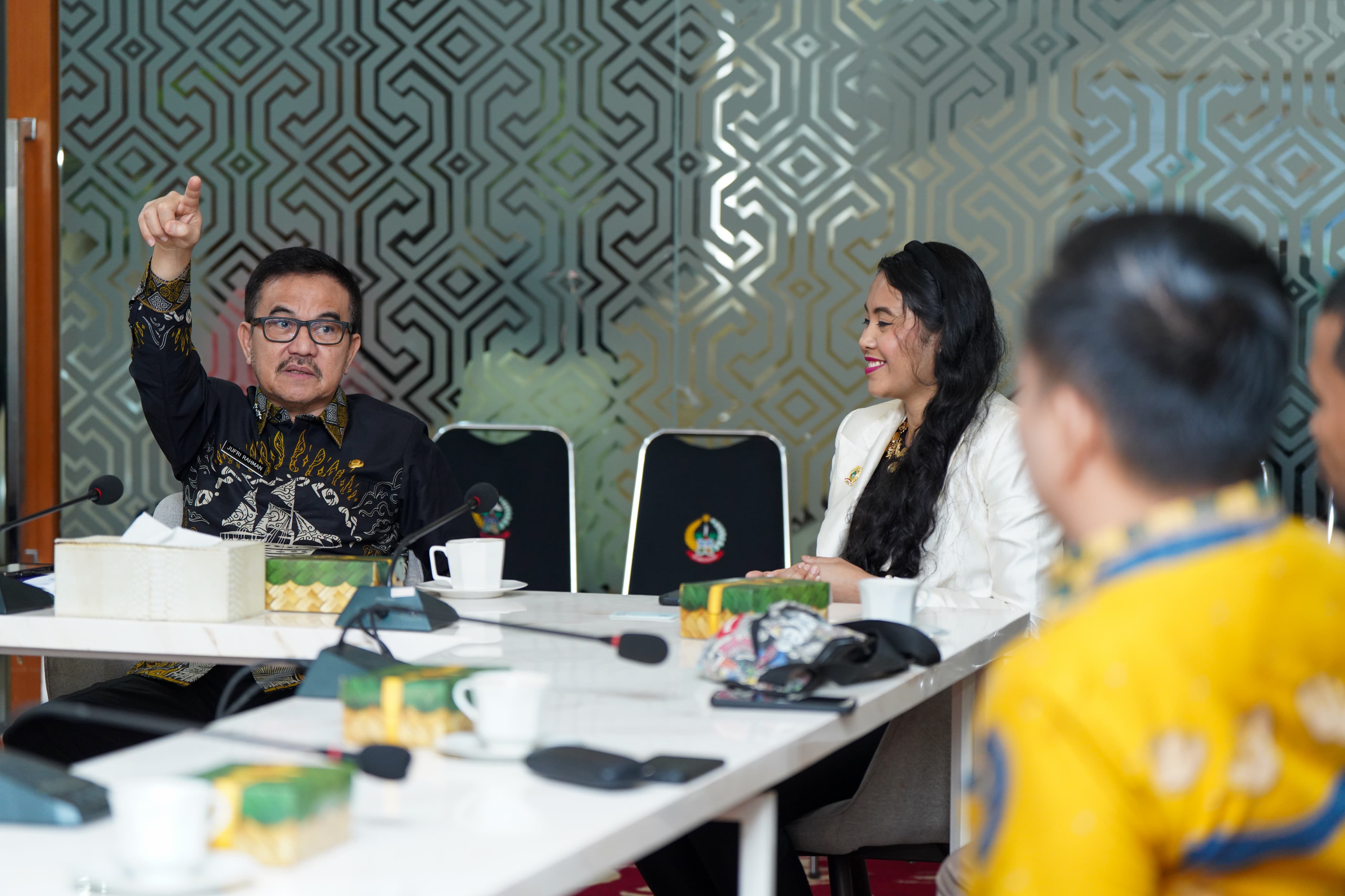 Sekda Sulsel Terima Audiensi Oceva Indonesia Bahas Investasi Pabrik Rumput Laut