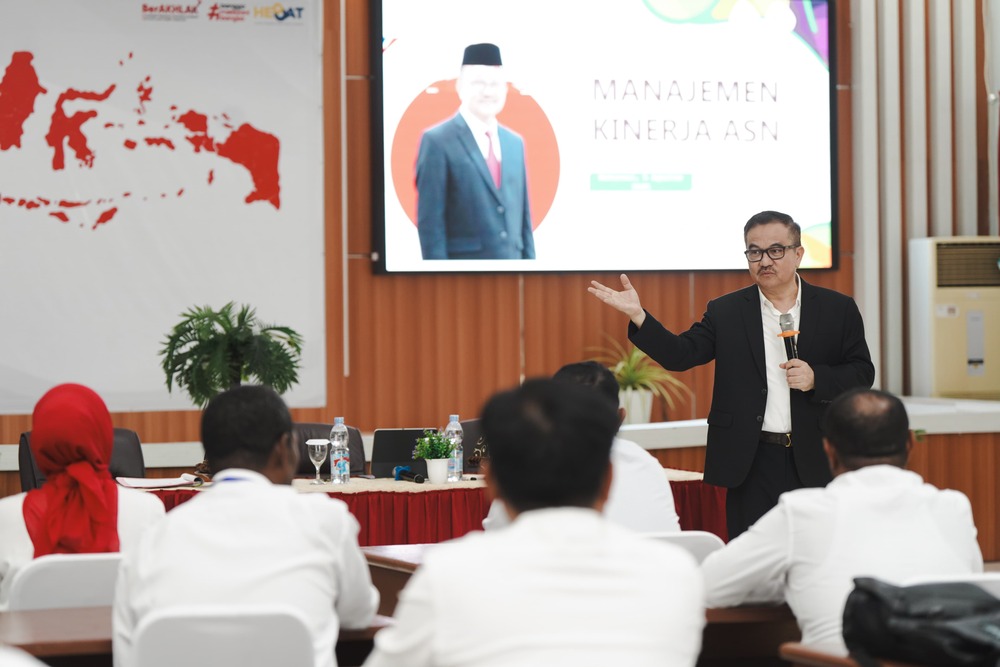 Sekda Sulsel Motivasi Peserta PKA III Jadi Pemimpin Berintegritas