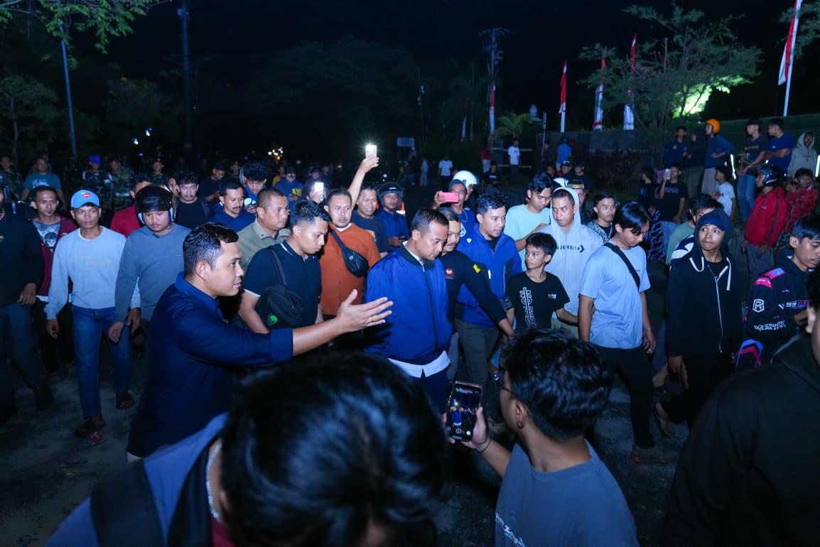 Temui Massa Aksi, Gubernur Andi Sudirman Imbau Masyarakat Menahan Diri dan Jaga Sulsel