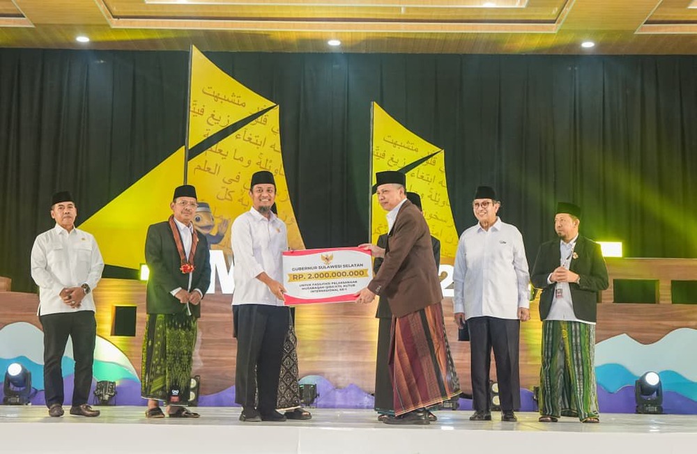 Gubernur Sulsel Komitmen Perkuat Infrastruktur Jalan Provinsi Penghubung ke Wajo Senilai Rp522 M