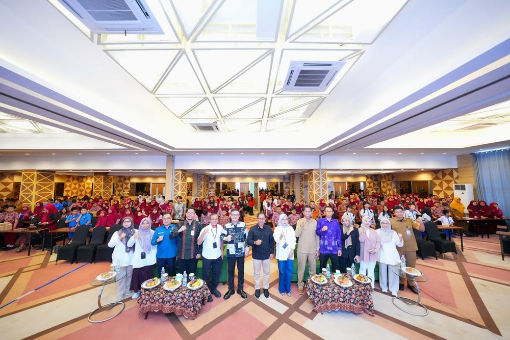Workshop Literasi Digital untuk Gen Alpha, Sekda Sulsel: Penting Bangun Kesadaran Aman Berinternet