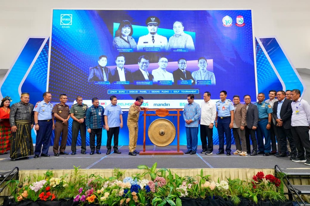 Sekda Sulsel Jufri Rahman Buka Rakerkonprov 2025 Apindo Sulsel, Dorong Iklim Usaha Kondusif dan Serapan Tenaga Kerja