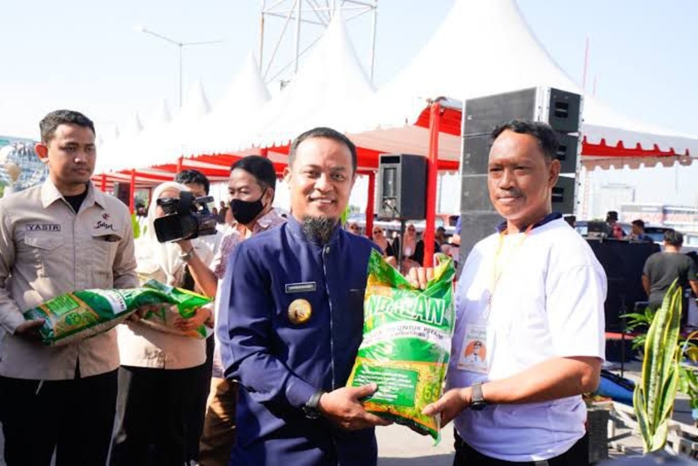 Bukti Keberpihakan untuk Petani, Pemprov Sulsel Siap Luncurkan 5000 Ton Program Mandiri Benih Secara Gratis