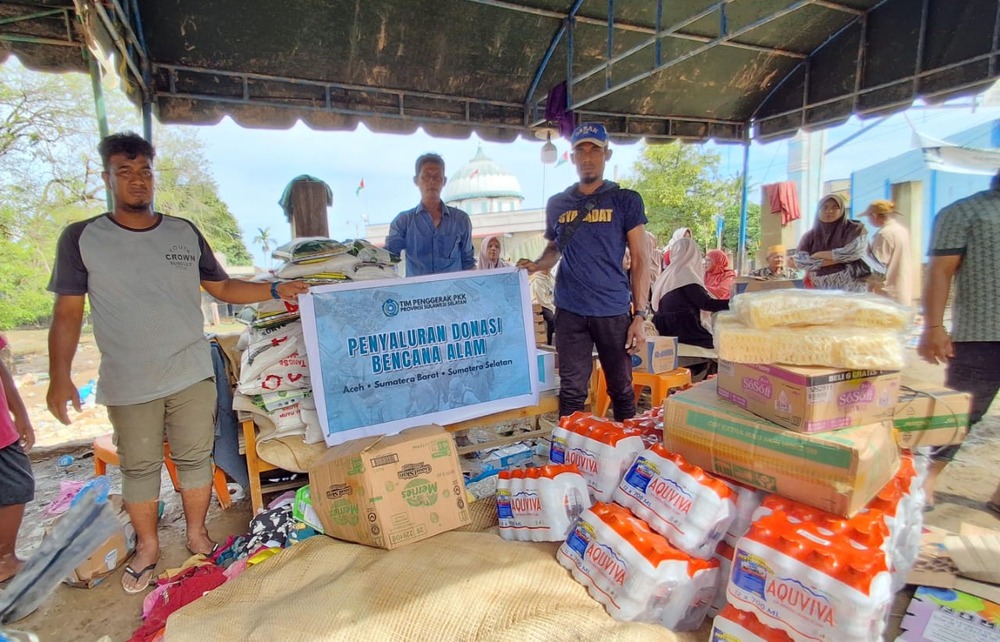 PKK Sulsel dan Andalan Peduli Salurkan Bantuan untuk Korban Bencana di Aceh