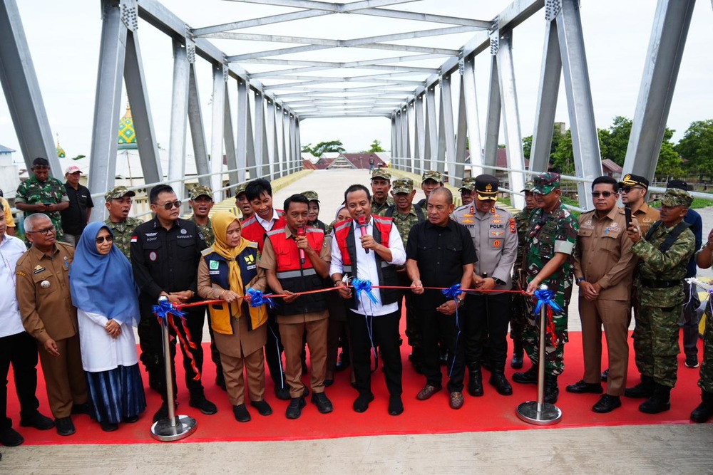 Gubernur Sulsel Resmikan Jembatan Sungai Malake, Akses Warga Sidrap-Wajo Kini Lebih Cepat dan Aman