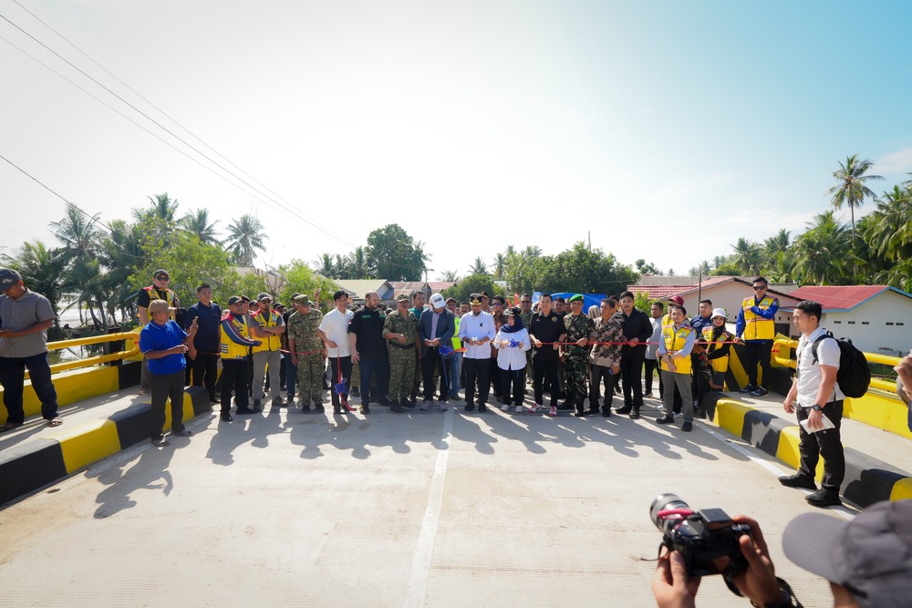Gubernur Sulsel Resmikan Jembatan Sungai Balampangi Penghubung Sinjai-Bulukumba