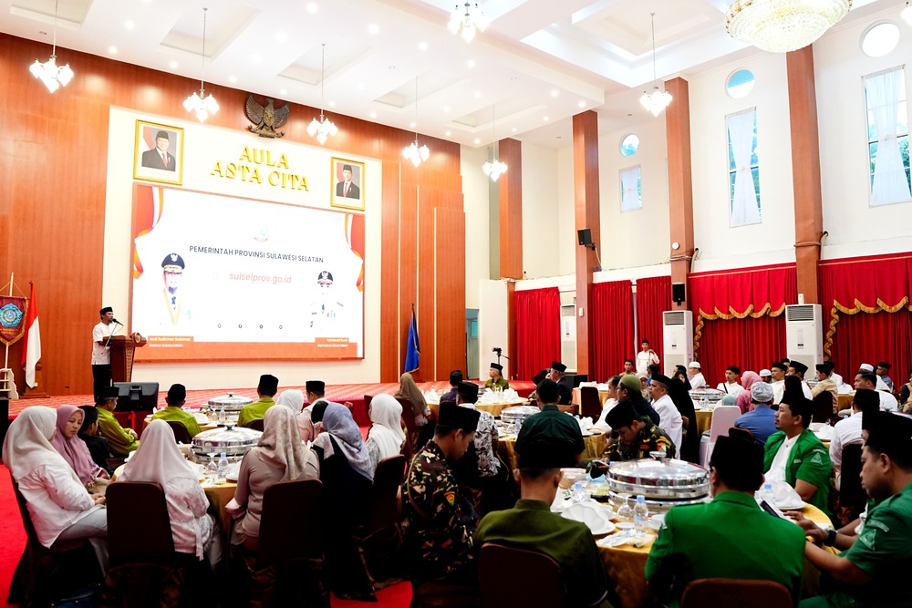 Gubernur Sulsel Buka Puasa Bersama Anak Yatim dan Lintas Organisasi Keagamaan