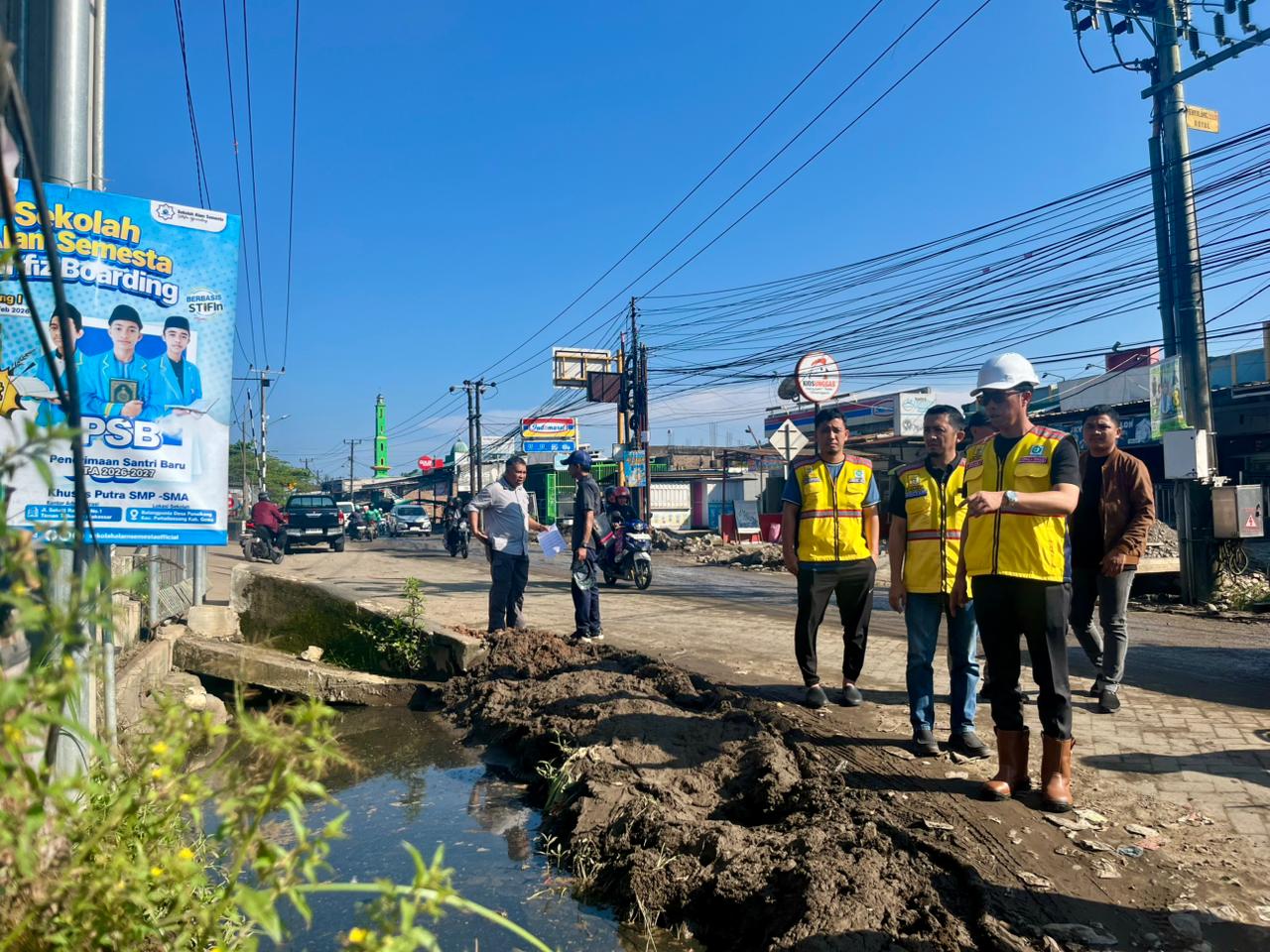 Kabar Baik, Melalui Dinas BMBK Pemprov Sulsel Mempertegas Ruas Jalan Mongcolloe Dilakukan Pembenahan Jalan Sebelum Dimulainya MYC Paket 6
