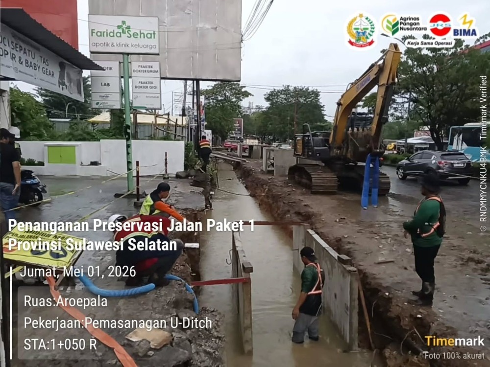 Pemasangan U-Ditch di Ruas Aroepala Dikebut, Gubernur Sulsel: Kita Maksimalkan Saluran Drainasenya 