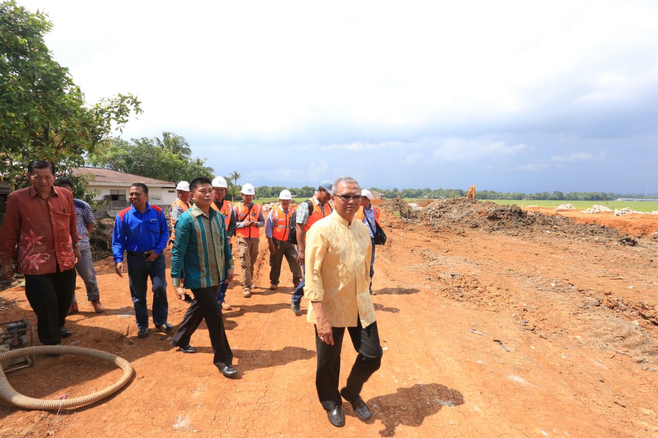 Wagub Tinjau Proyek Jalan Mamminasata