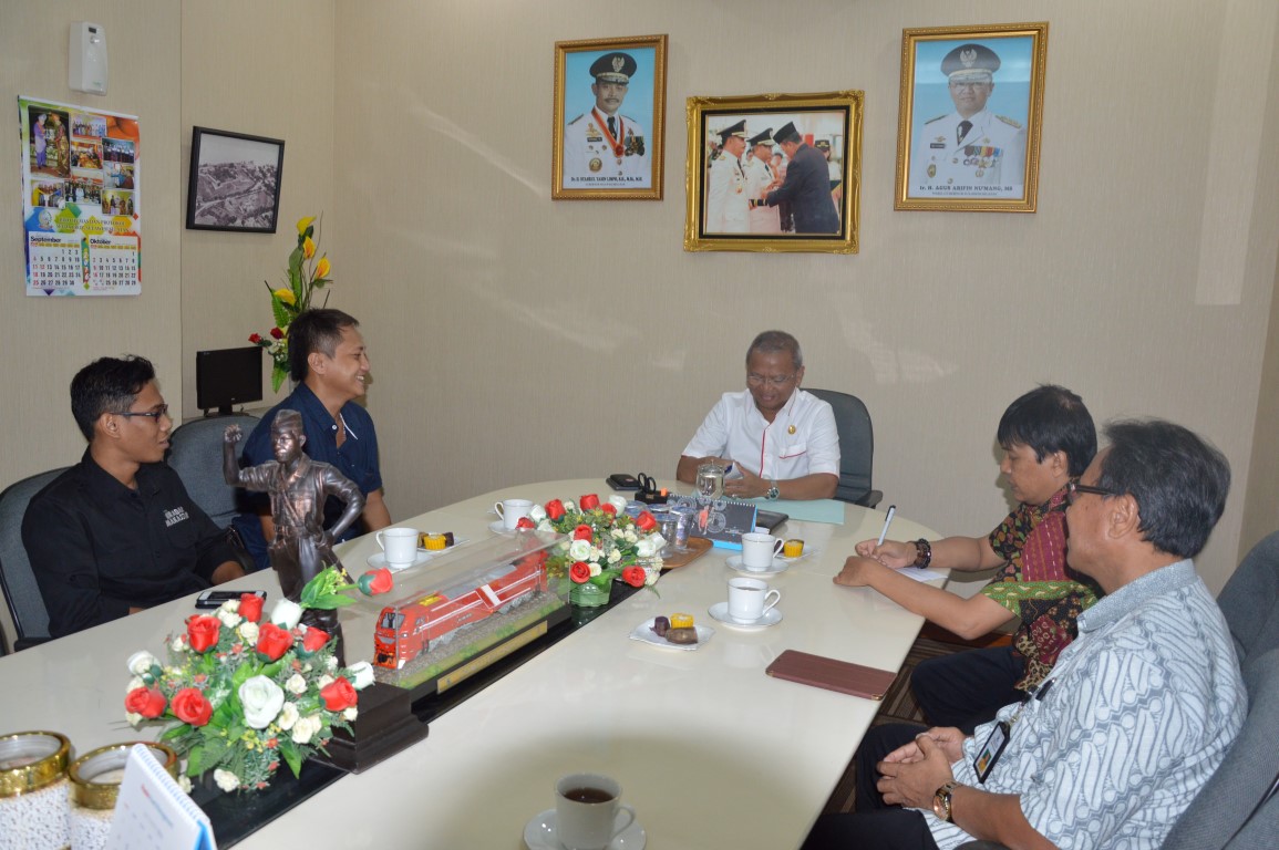 Wagub Terima Radar Makassar
