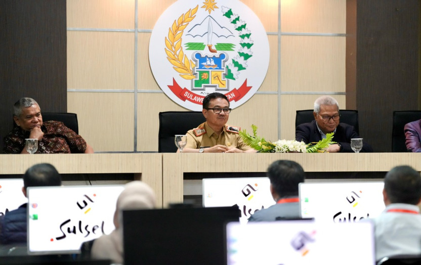 Sekda Jufri Rahman Bersama Tim Assesor Seleksi Calon Direksi PT. SCI